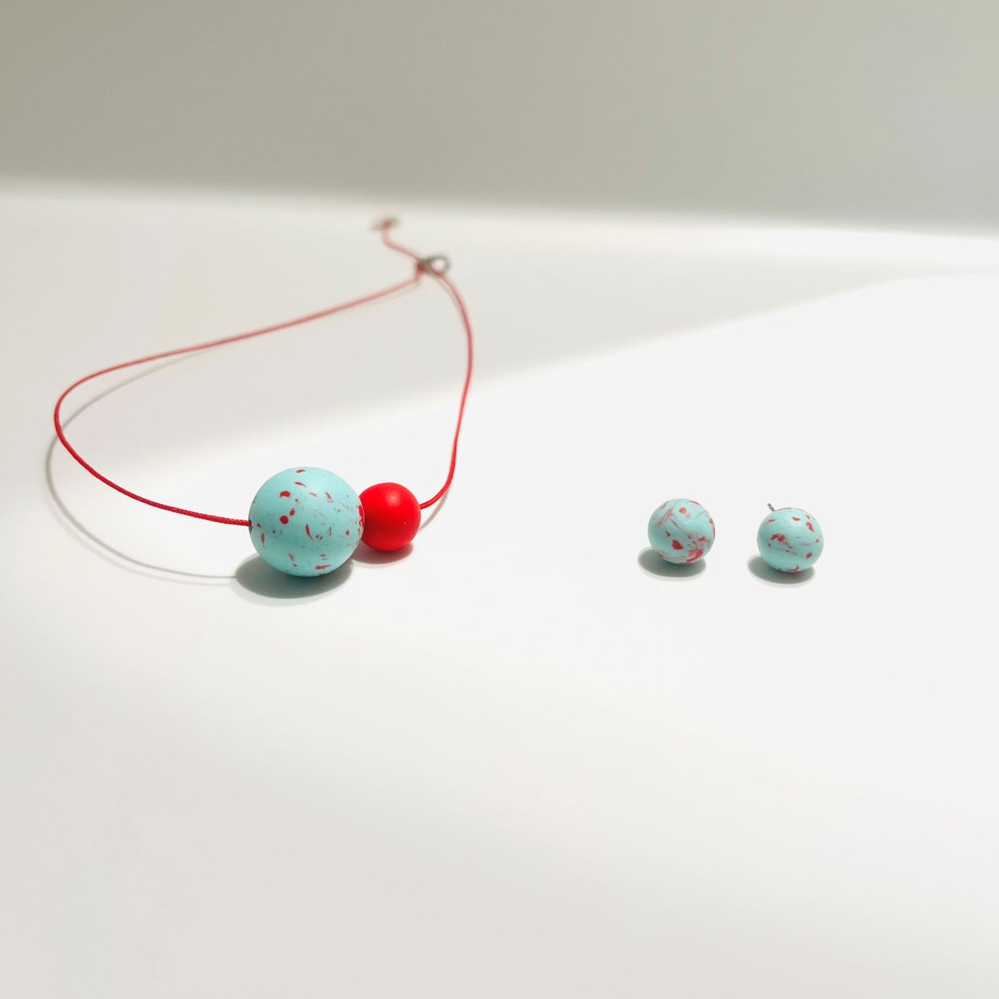 Sigri Volos Light Blue & Red Earrings