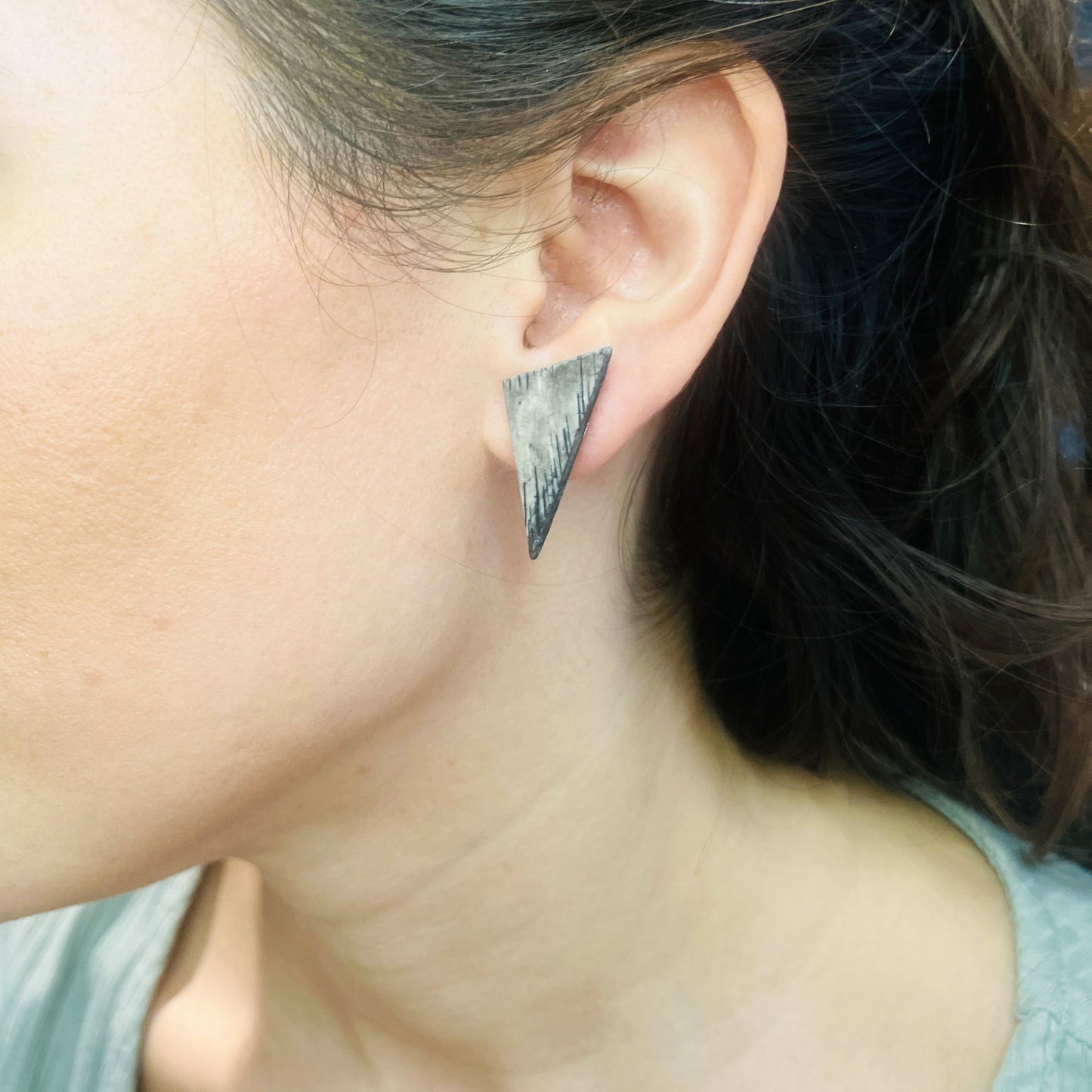 Aktis Gray & Black Earrings