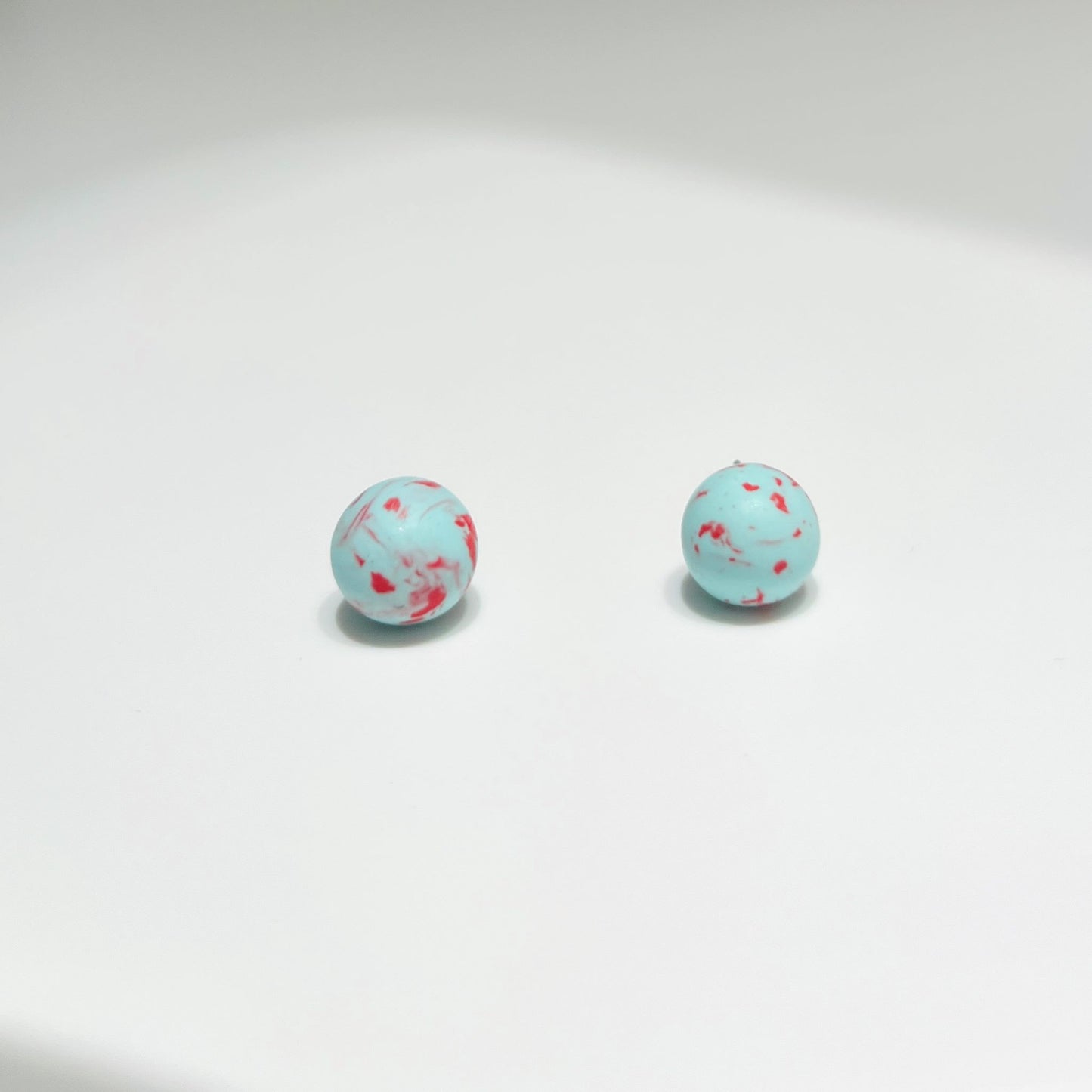 Sigri Volos Light Blue & Red Earrings